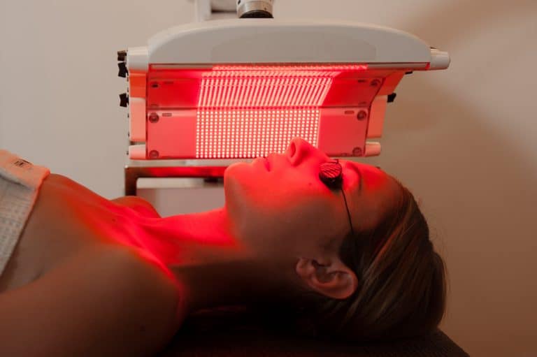 Red Light Therapy for Rosacea The 5-Minute Skin Miracle